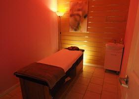 Stanmore Massage Oil Therapy therapy